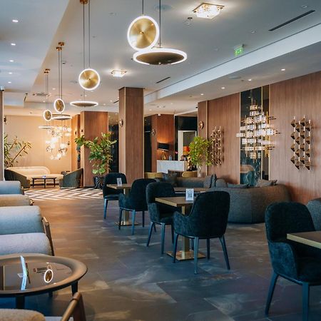 Sky Airport Hotel Клуж-Напока Екстериор снимка